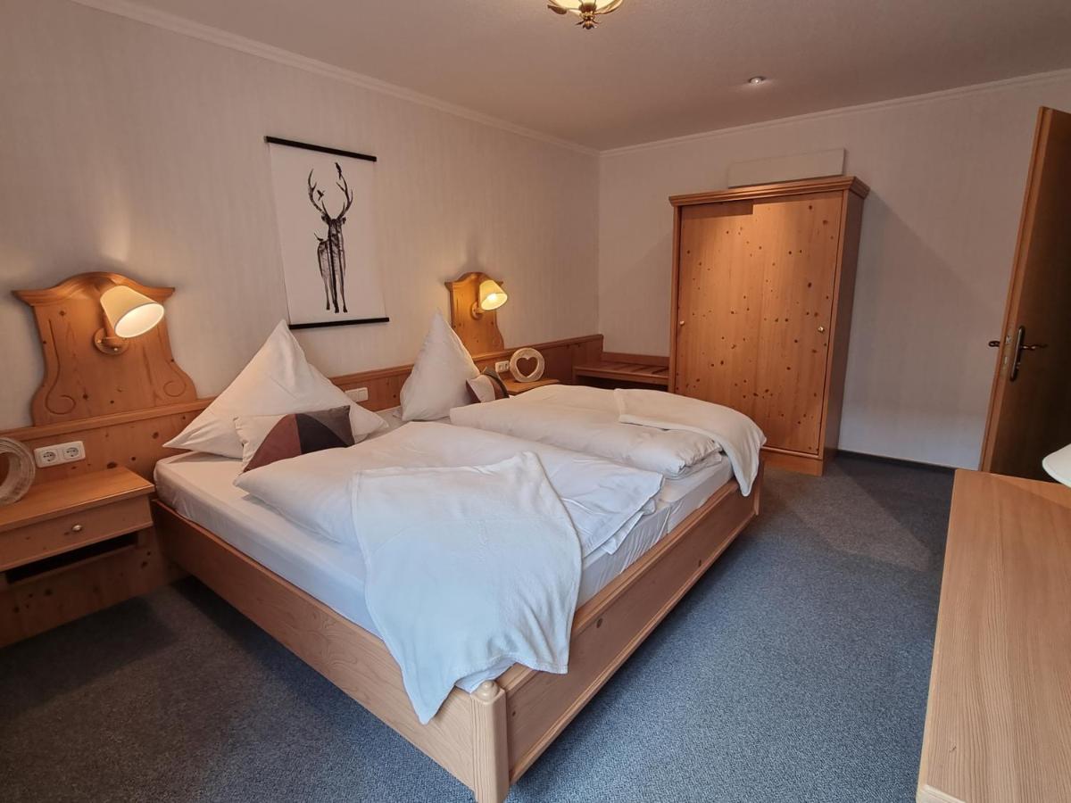 Landhotel Hof Barrl Schneverdingen Bilik gambar